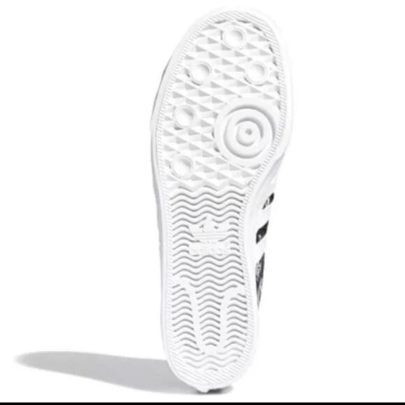 Disney Adidas Nizza Sport Goofy Shoes NIB - Picture 12 of 16